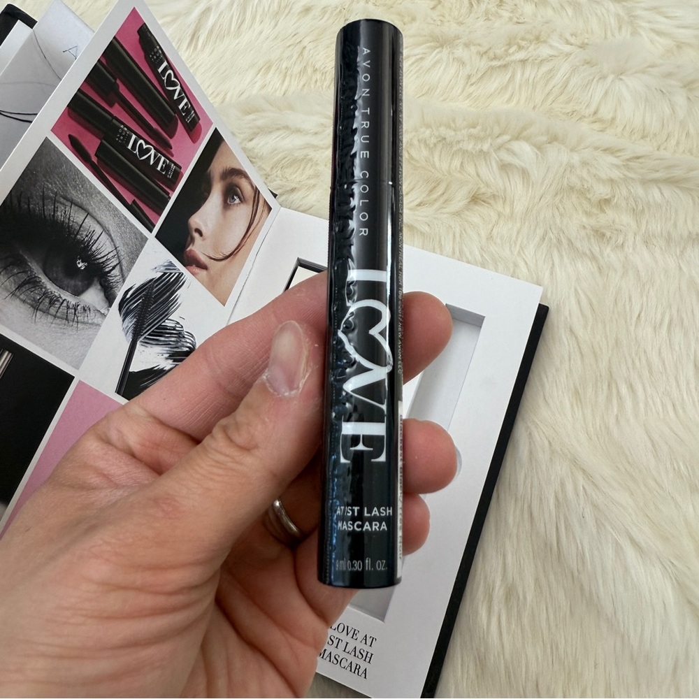 New Avon Limited Edition Book Perfect Pair Clinical Mascara & Brow Kit - Picture 11 of 12